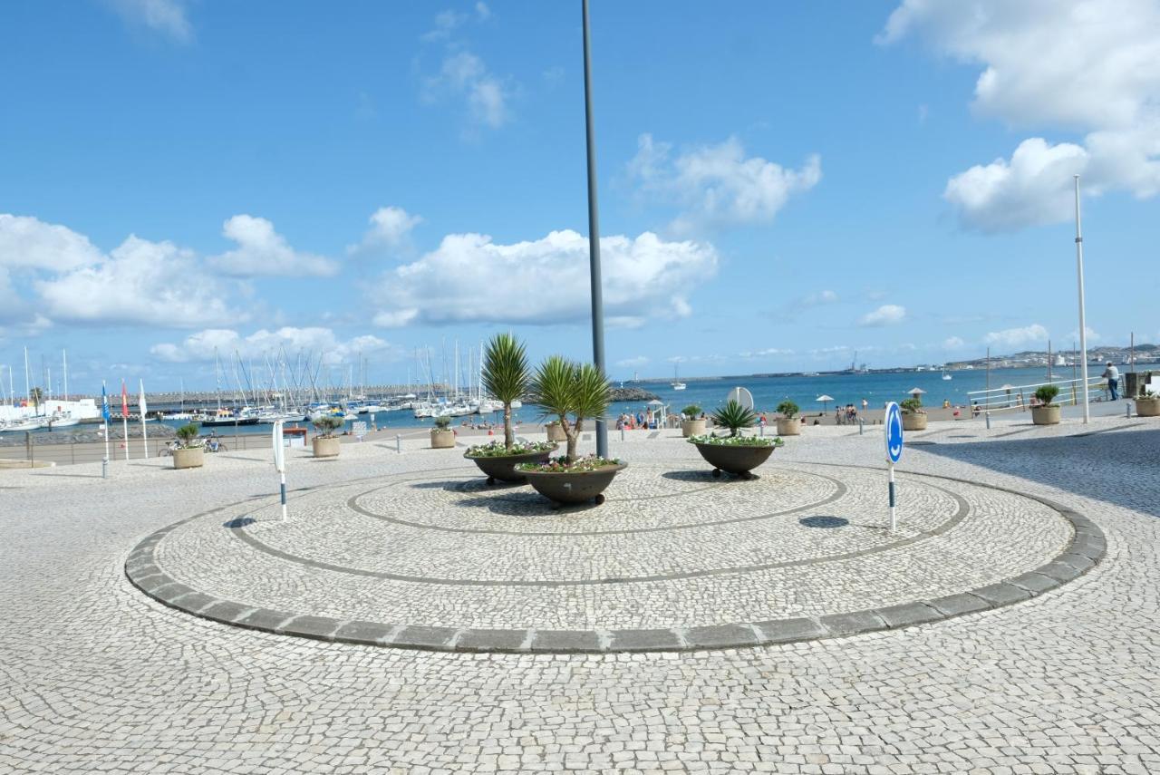 Royal Beach Hostel Praia da Vitoria Exterior photo